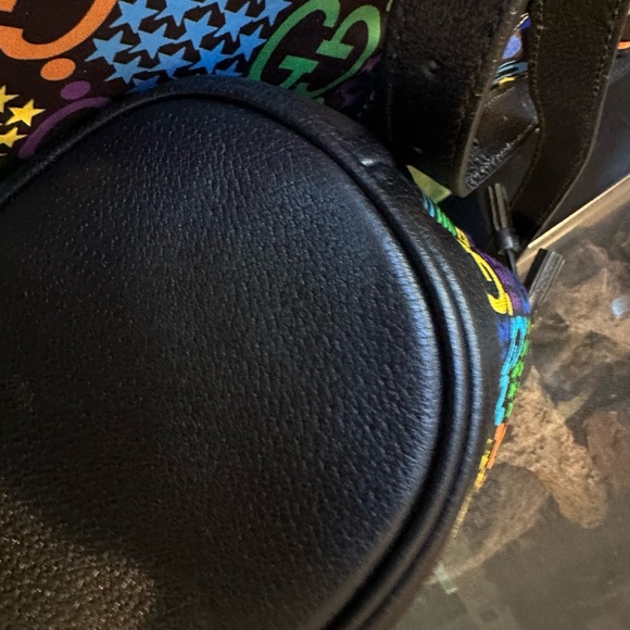 Gucci Supreme monogram Psychedelic bucket bag - Picture 6 of 13